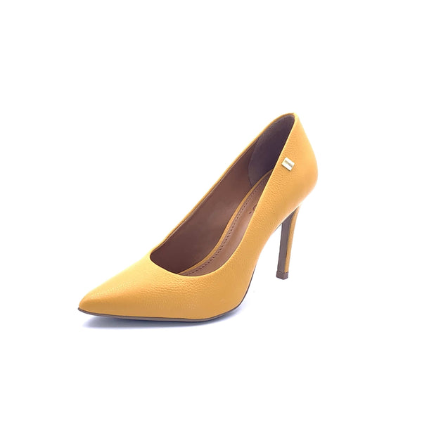 Yellow pump heels